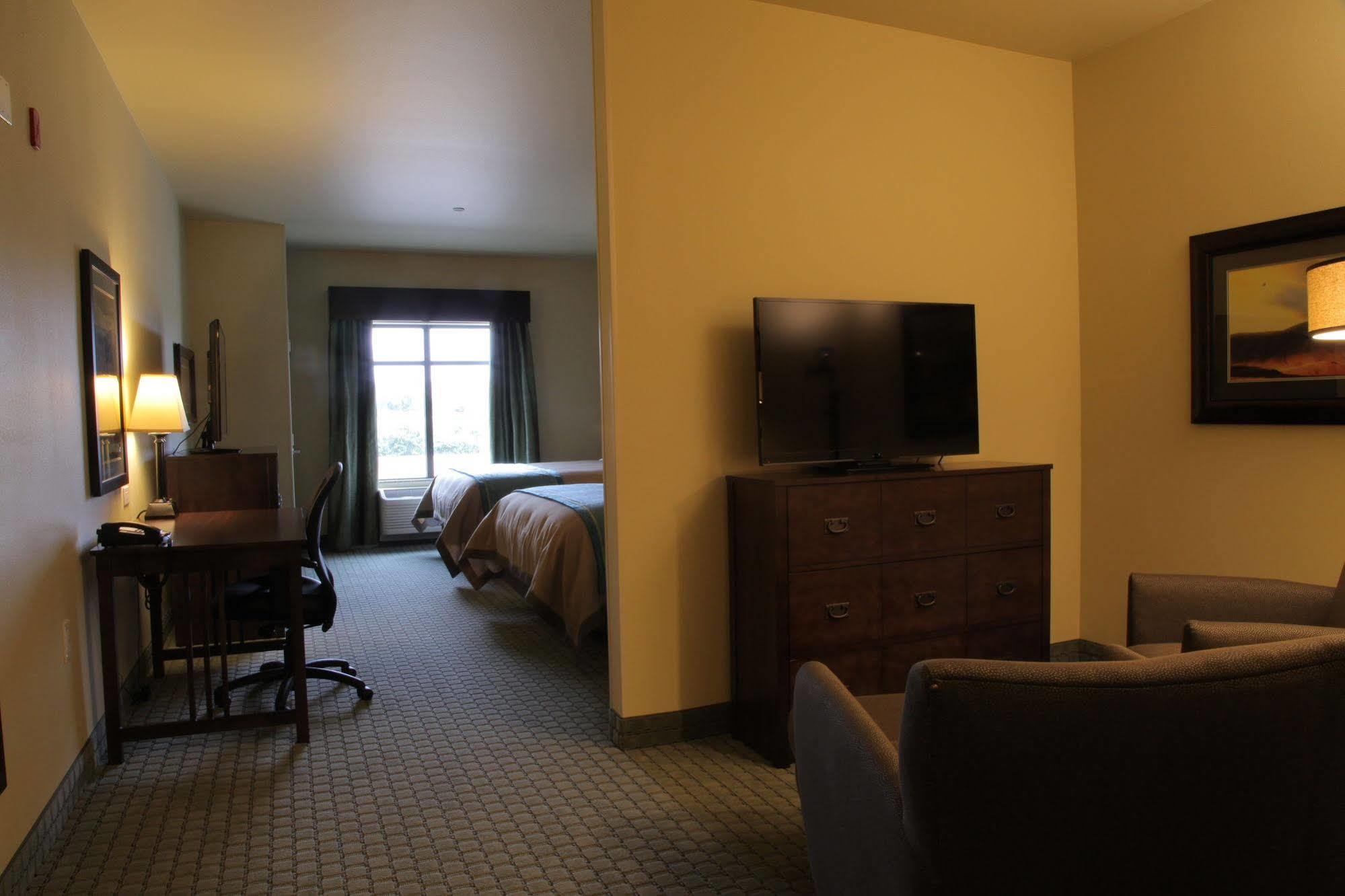 Little Missouri Inn & Suites Watford City Exterior foto