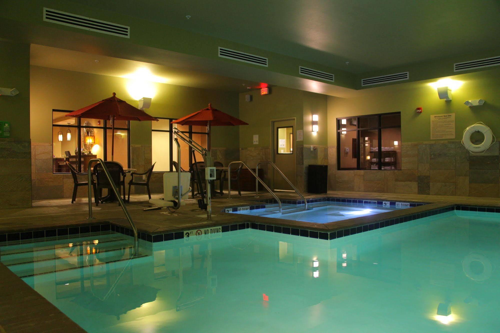 Little Missouri Inn & Suites Watford City Exterior foto